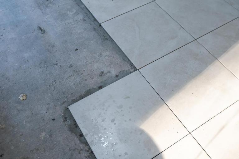 Comment choisir son carrelage de terrasse à Saint-Avé ?